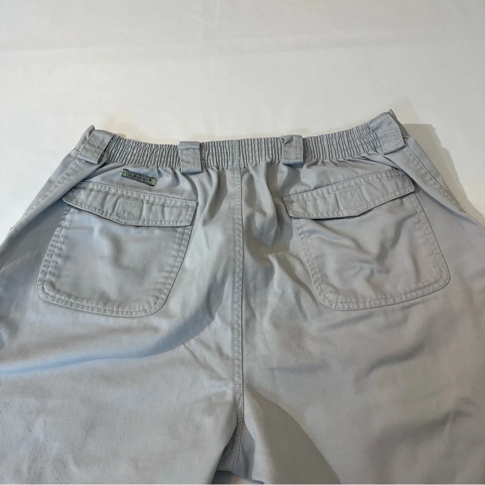 WEEKENDER MENS CARGO SHORTS, SIZE 38, VERY GOOD CONDITION, PREOWNED